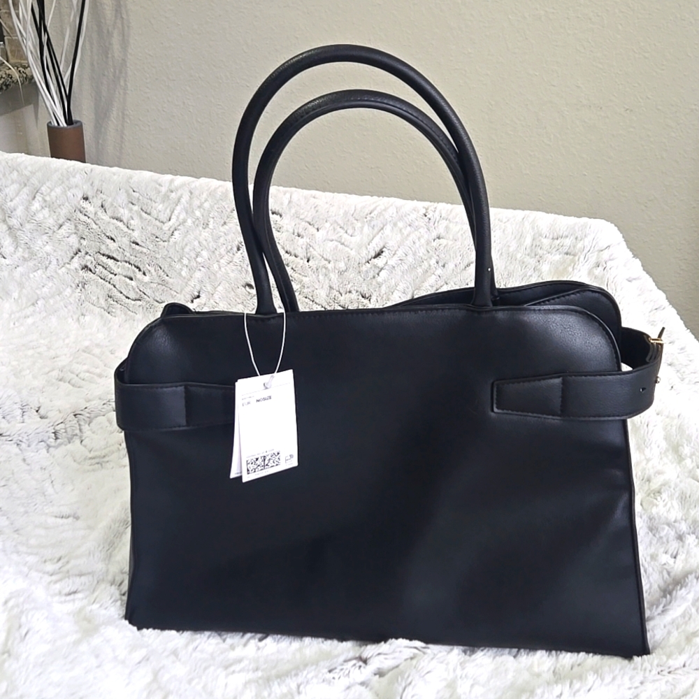 Brand New Vegan H&M Large Size Bag in Black